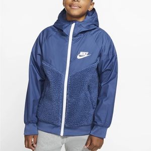 Nike Sherpa boys large wind jacket